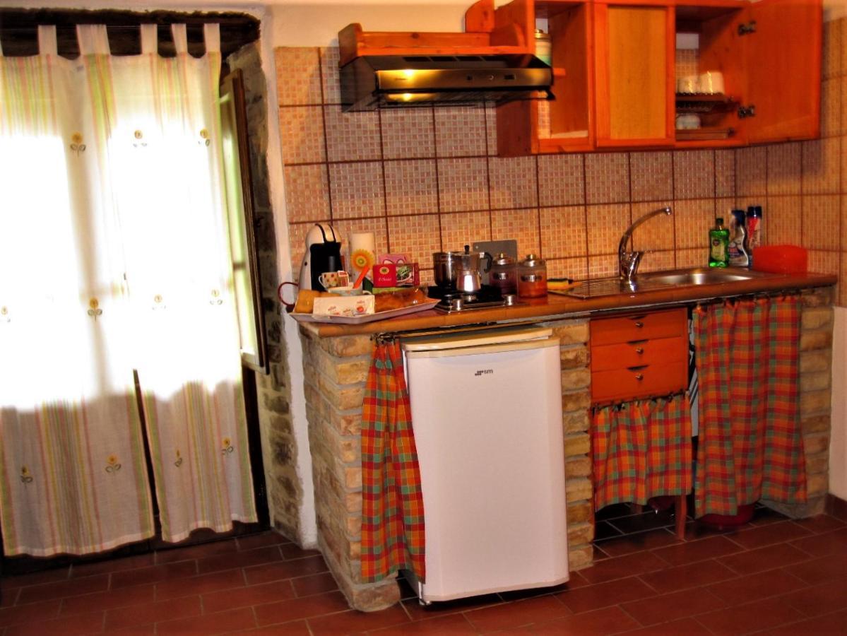 La Pietra Rara B&B Монтоне Экстерьер фото